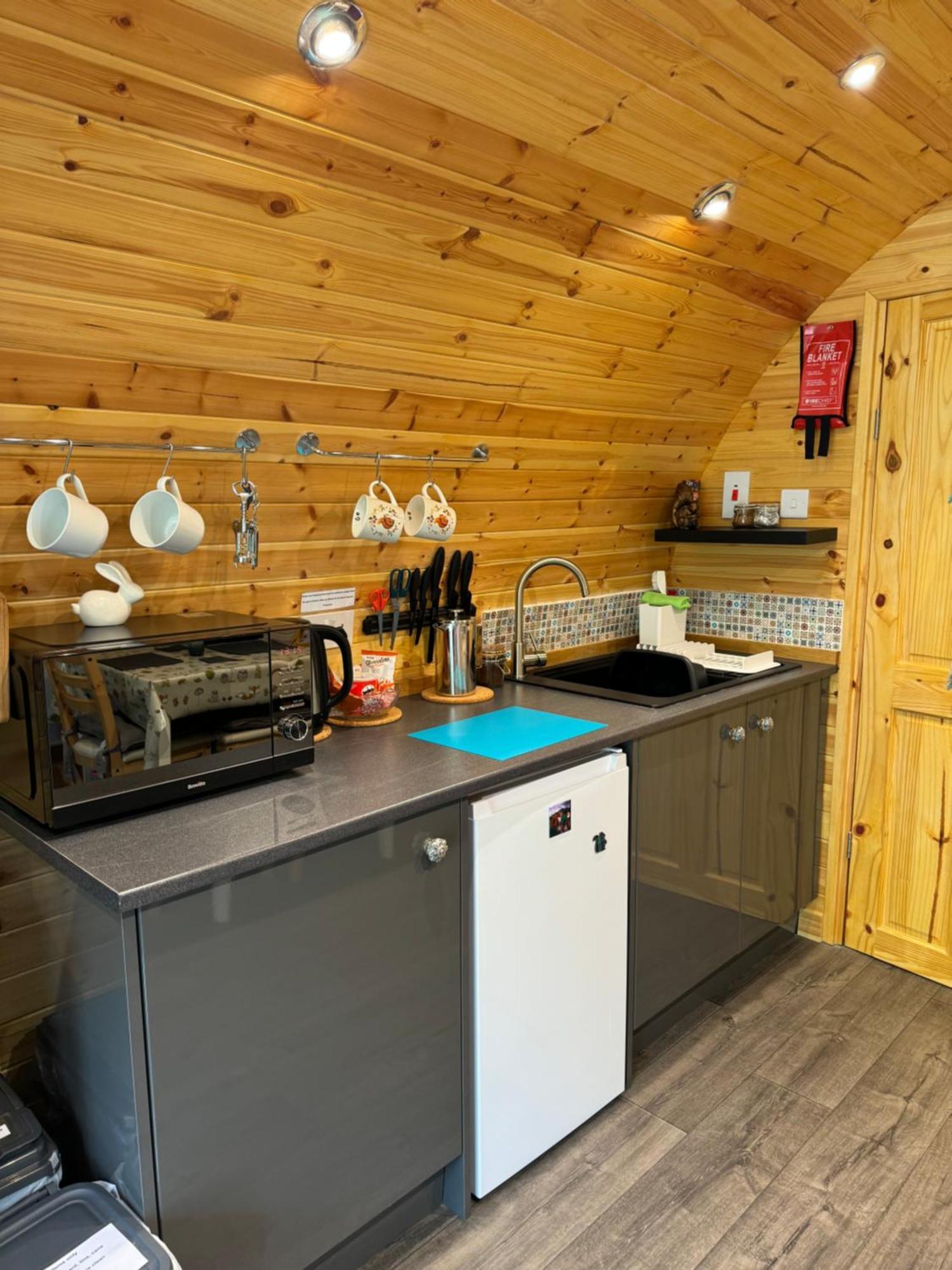 Loch Ness Woodland Pods Otel Drumnadrochit Dış mekan fotoğraf